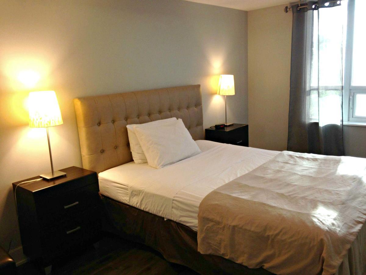 Blue Jays Aparment Appartement Toronto Buitenkant foto