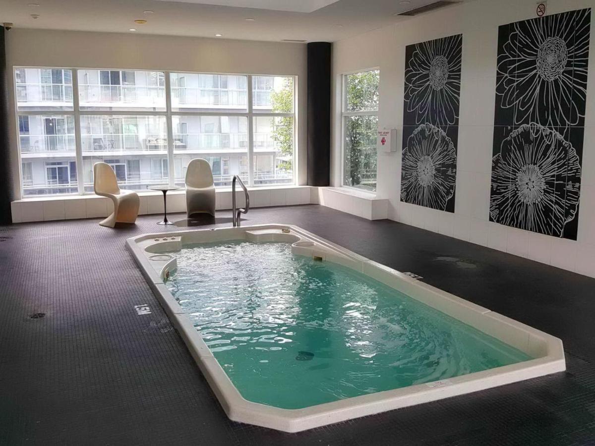 Blue Jays Aparment Appartement Toronto Buitenkant foto